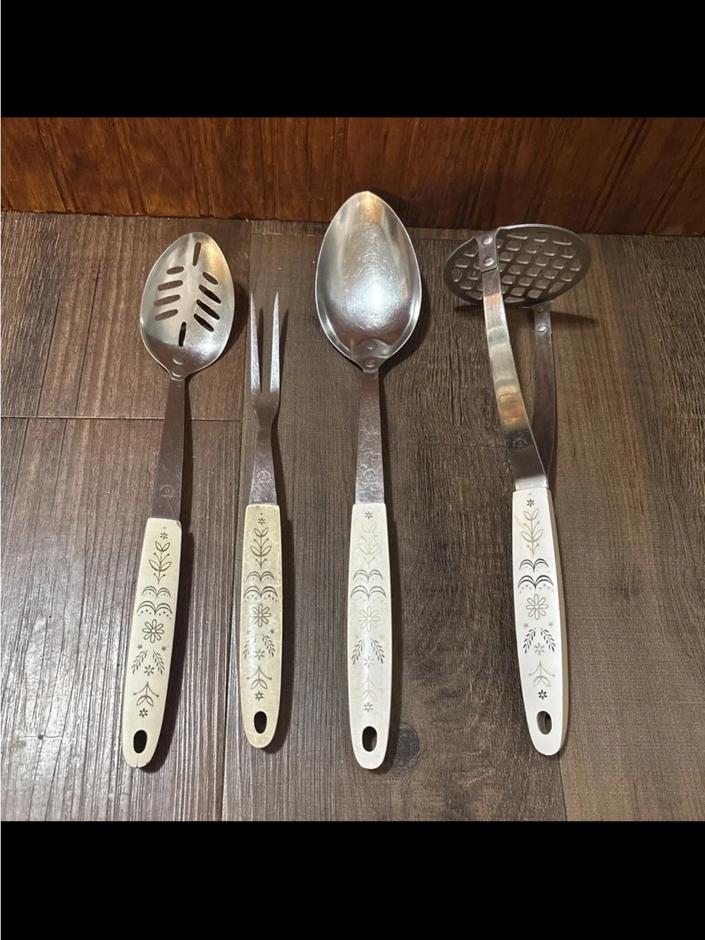 Vintage Flint Arrowhead Wheat Stainless Steel Kitchen Utensils Lot of 4